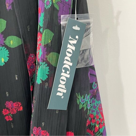 NWT ModCloth Meow‎ Bouquet Pleated Swing Skirt Size 2 - Picture 8 of 13